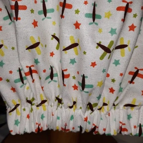 Barboteuse bébé 3/6 mois coton oéko-tex blanc motif avion naïf et piqué de coton oéko-tex blanc motifs petit coeur jaune fait ma