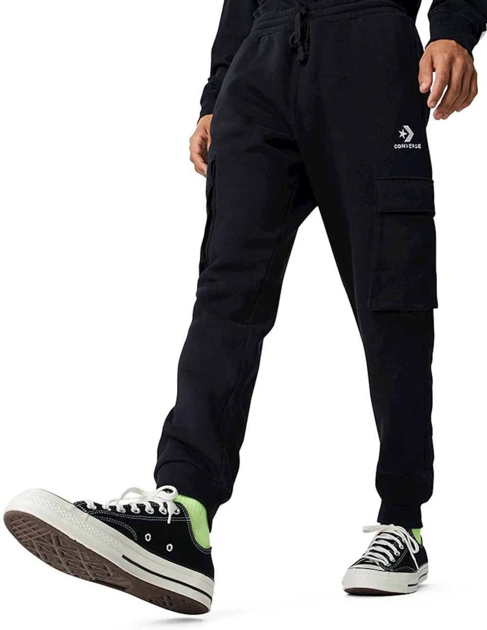Pantalón Cargo Converse con Logo y Bolsillos Negro Hombre