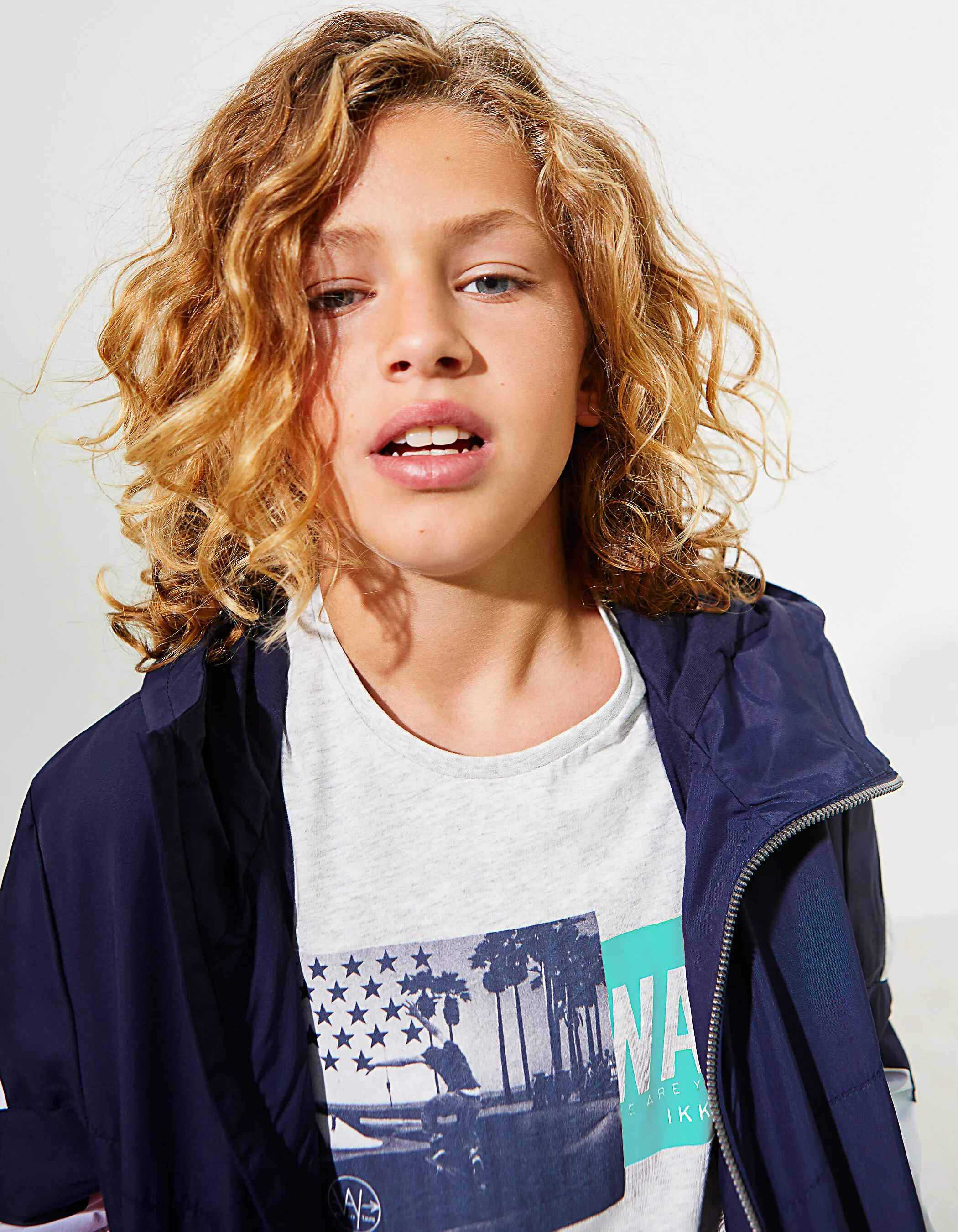 Tee-shirt gris chiné drapeau-skater garçon 